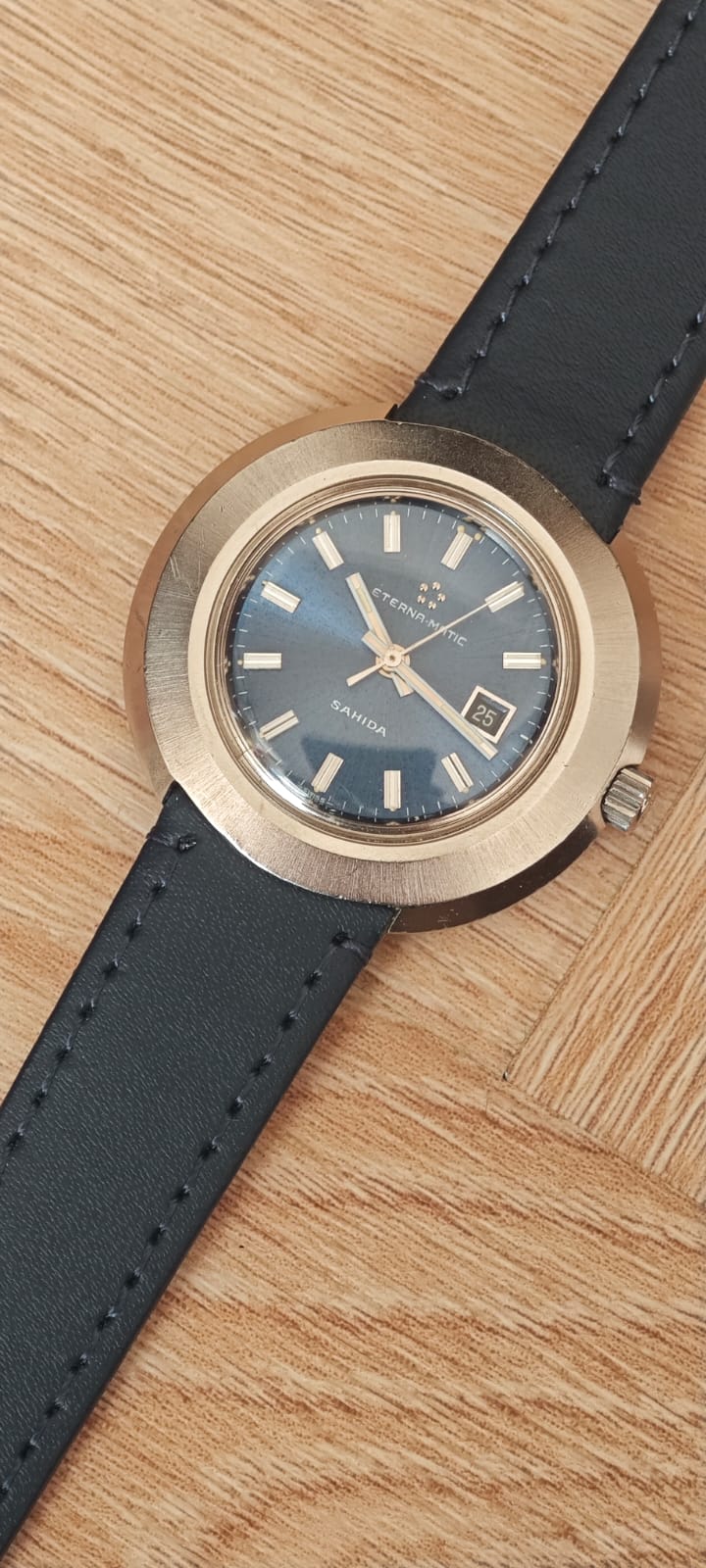 Zegarek Eterna Sahida