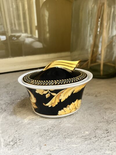 Cukiernica Rosenthal Versace Vanity
